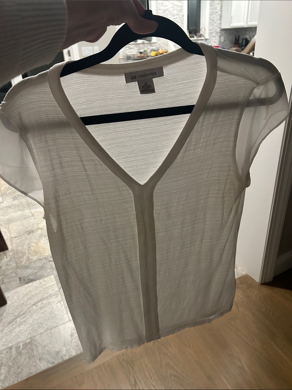 Liz Claiborne Cream Cap Sleeve V-Neck Sheer Blouse